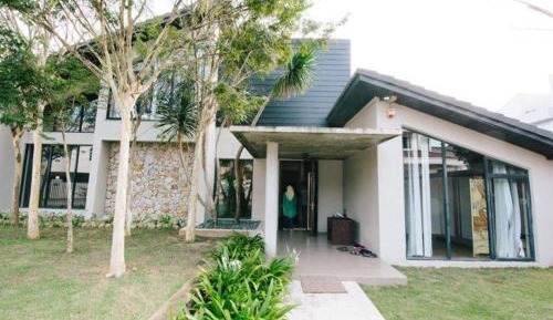 Villa with Private Pool