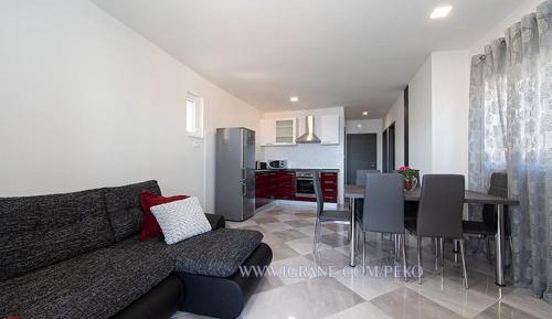 Two-Bedroom Apartment with Terrace and Sea View