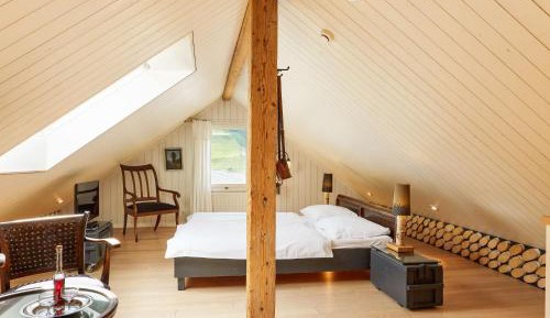 Roof Suite