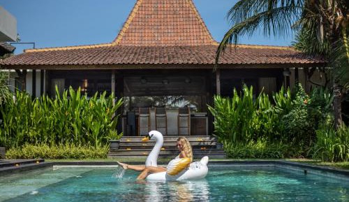 Villa with Private Pool