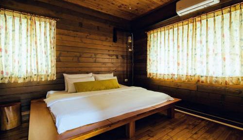 Four-Bedroom Holiday Home