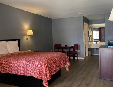 Queen Room