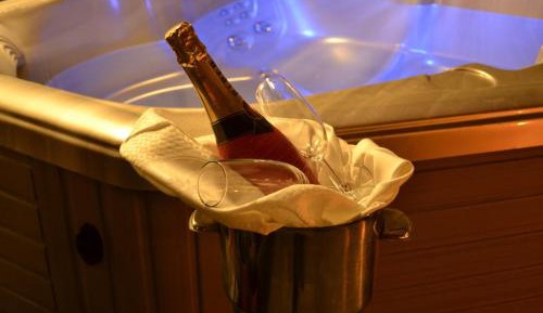 Deluxe Double Room with Bath