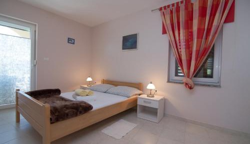 One-Bedroom Apartment with Terrace