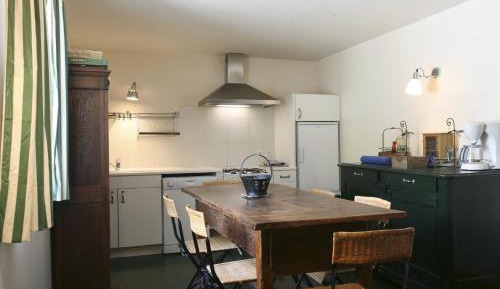 Three-Bedroom House-Raisin