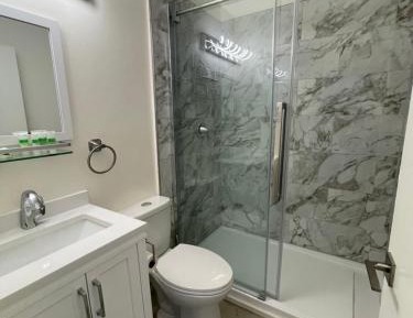 Deluxe Queen Studio - Pet Friendly