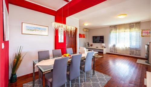 Six-Bedroom Holiday Home