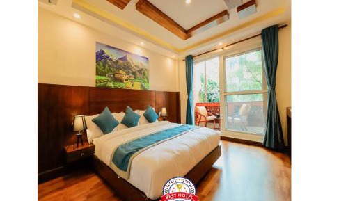 King Room with Private Balcony and Garden View - 10% off on Food & Beverage, 15% off on Laundry, Early check-in & Late check-out by 2 hours