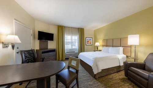 Queen Room - Mobility/Hearing Access - Non-Smoking 