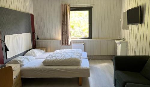 Small Twin Room