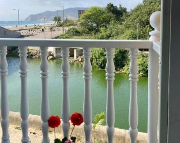 Deluxe Double Room with Side Sea View