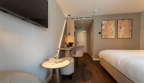 Superior room with Kingsize Bed and Balcony