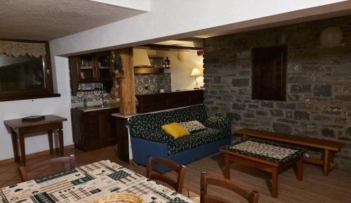 One-Bedroom Apartment - Basement