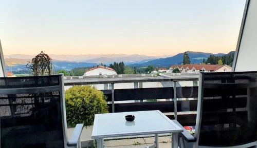 Studio with Mountain View