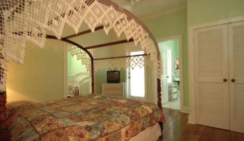 Sitting Room Suite