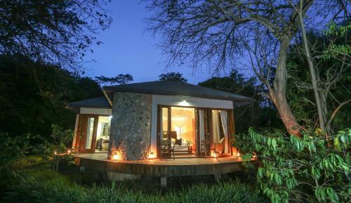 Chalet King