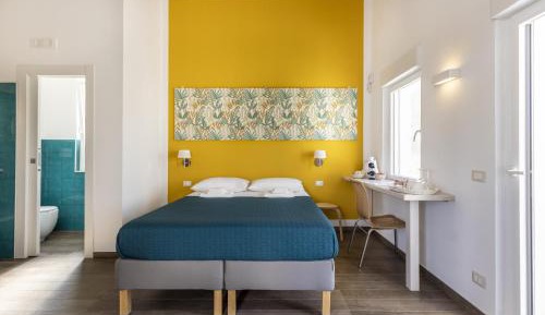 Deluxe Double Room with Extra Bed