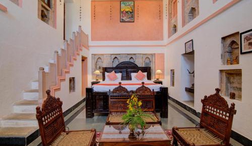 Duplex Suite (Enjoy Hi-Tea with Cookie)