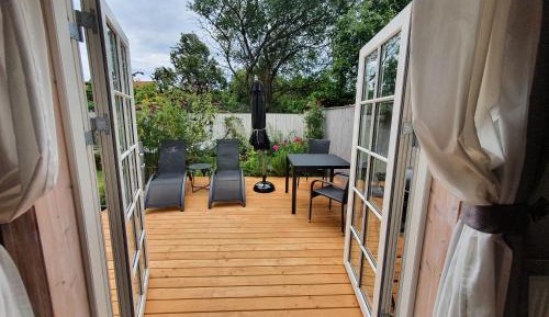 Studio with Terrace