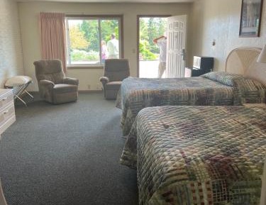 Queen Room with Two Queen Beds