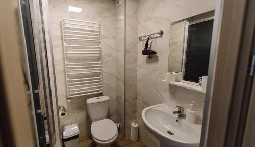 Suite with Mountain View