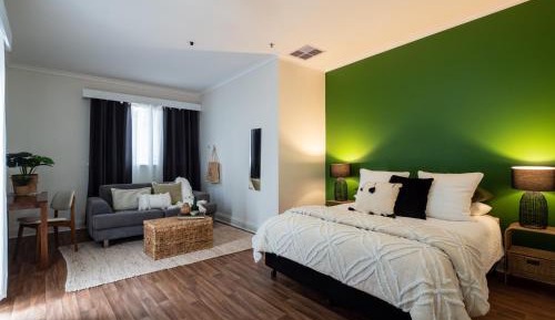 Standard Queen Room