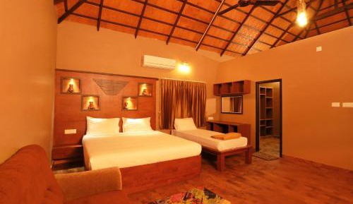 Double Room with Pool View