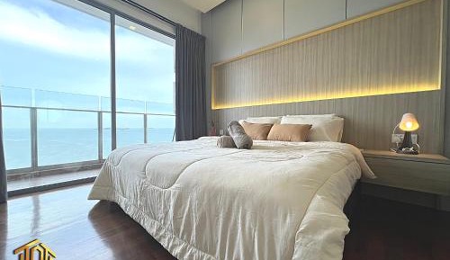 Luxury Family 3 Bedroom Suite  (Private Bathtub and Sea View)