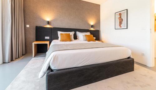 Double Room with Pool View