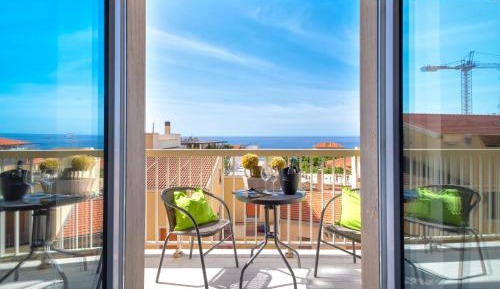 Apartment with Sea View