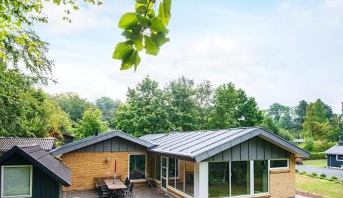 Two-Bedroom Holiday Home
