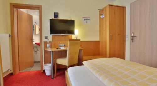 Deluxe Single Room with Balcony
