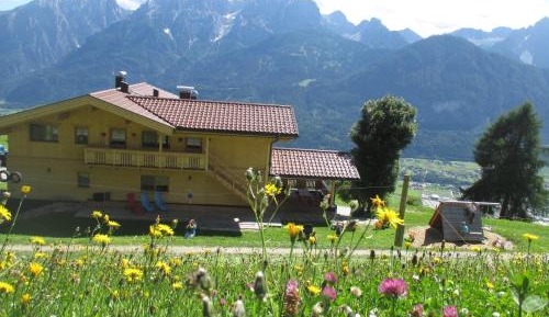 Two-Bedroom Apartment with 2 Balconies