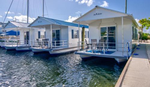 Deluxe Bungalow with Sea View