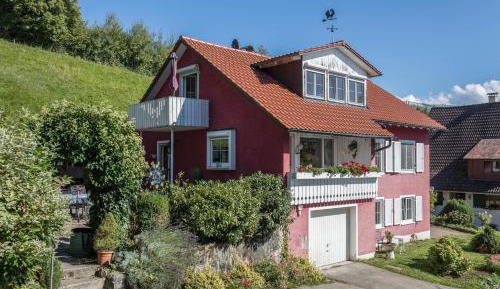 Superior One-Bedroom Apartment with Balcony