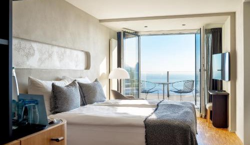 Superior Lake Balcony