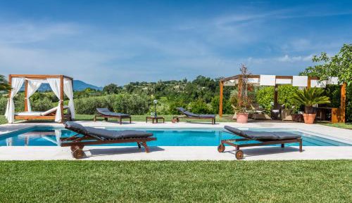 Villa with Private Pool