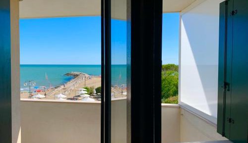 Studio with Sea View