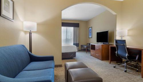 King Suite with Sofa Bed