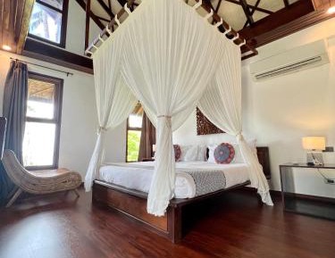 Single Bedroom Villa Beachfront