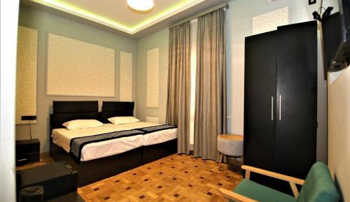 Double or Twin Room with Bathroom