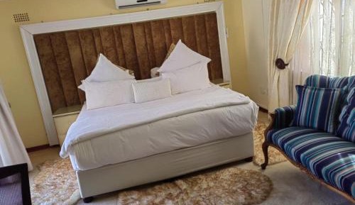 Deluxe King Room
