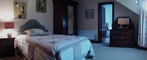 Family Room (2 Adults + 2 Children)