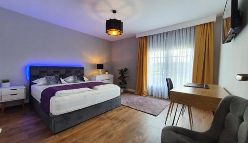 Deluxe Family Suite