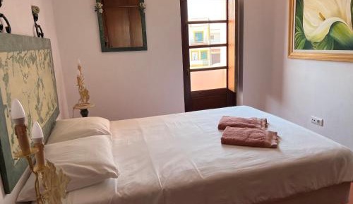 Double Room with Shared Bathroom