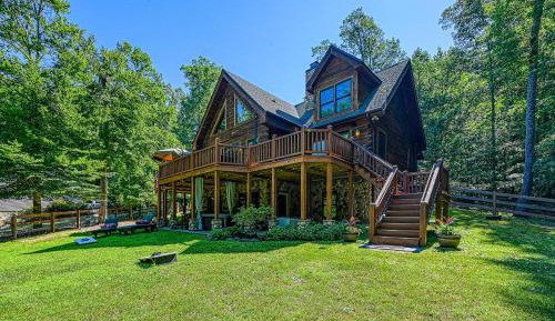 Four bedroom holiday home 