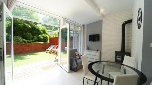 Apartment with Terrace