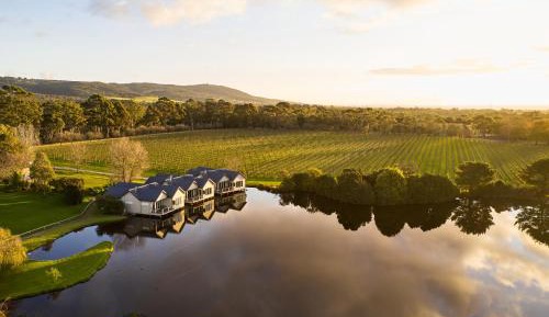 Luxury Lakeside Villa