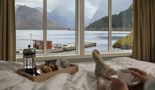 Deluxe Suite with Sea View