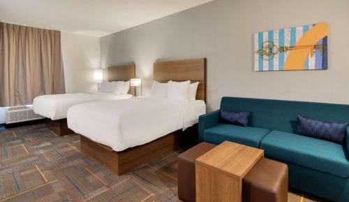 Queen Room with Two Queen Beds - Disability Access